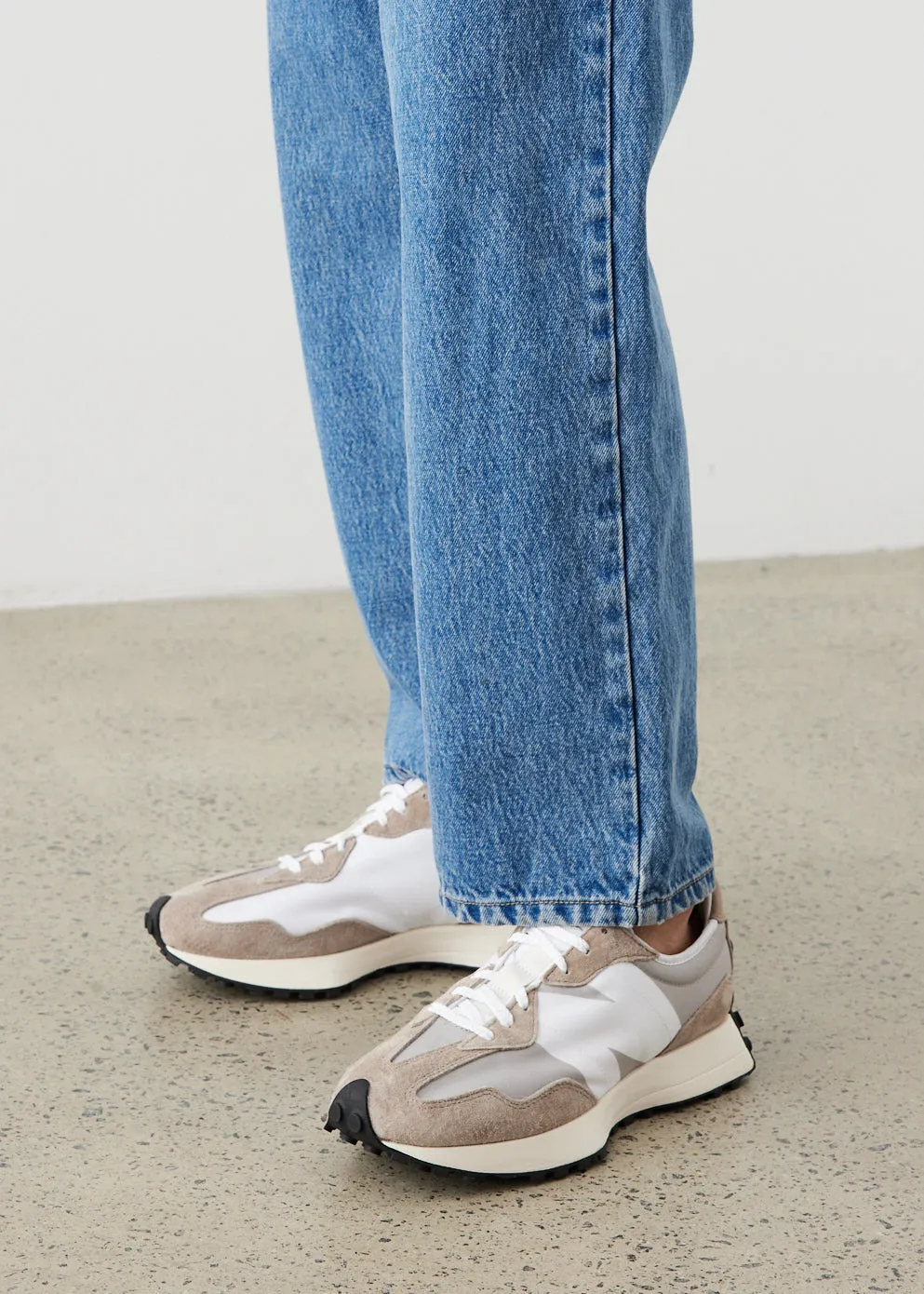 327 Sneakers