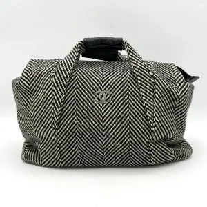 CHANEL Wool Calfskin CC Chevron All Day Long Boston Black White ITAVO2T77FXD