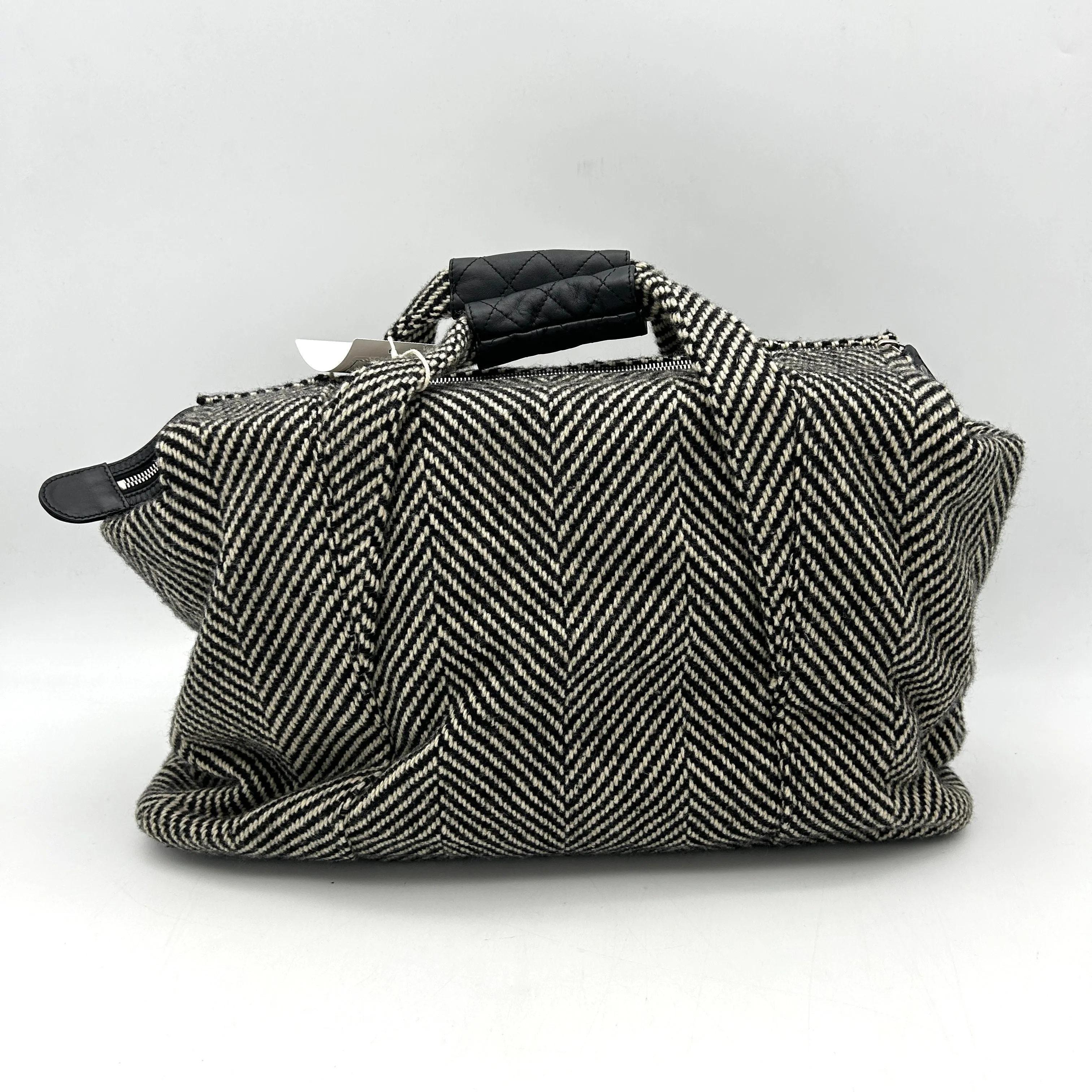 CHANEL Wool Calfskin CC Chevron All Day Long Boston Black White ITAVO2T77FXD