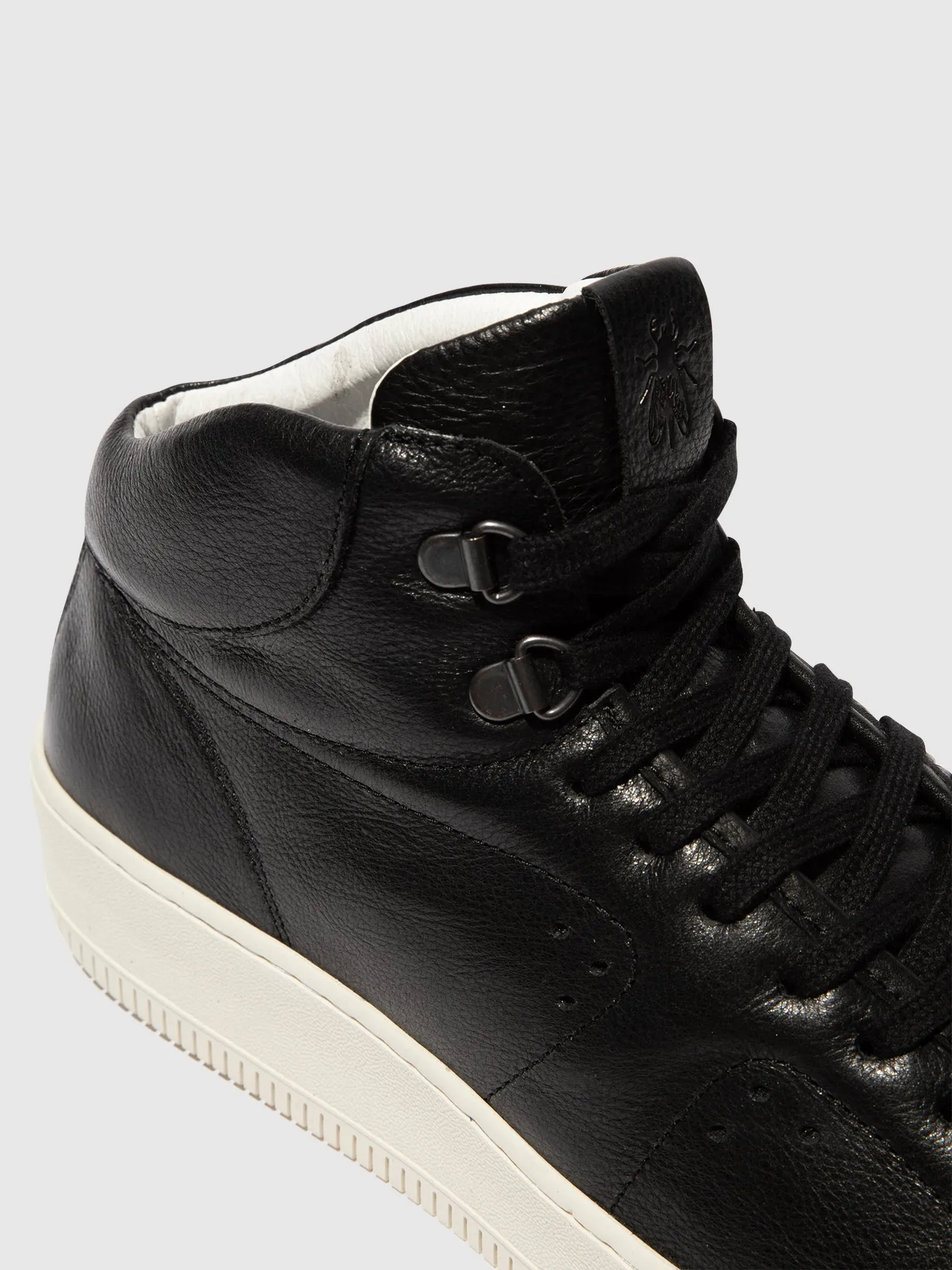 Hi-Top Trainers BEAT514FLY BLACK